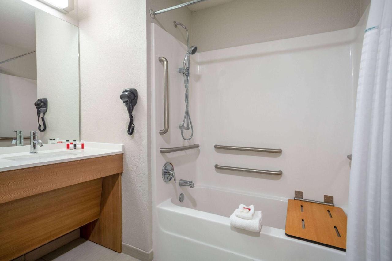Microtel Inn & Suites By Wyndham Liberty Ne Kansas City Area Exteriér fotografie